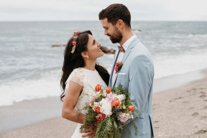 Flowers fit for autumn and winter weddings